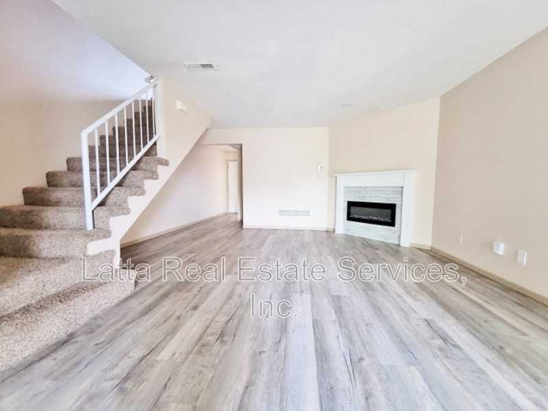 3215 Sw Iron Creek Dr - Photo 4 of 13