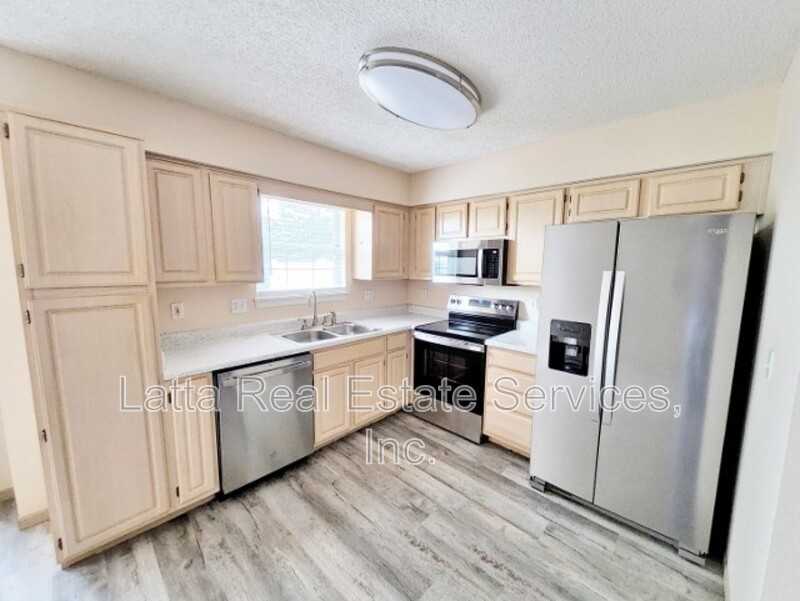 3215 Sw Iron Creek Dr - Photo 6 of 13