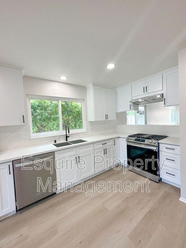 6129 Calle Arena - Photo 6 of 13