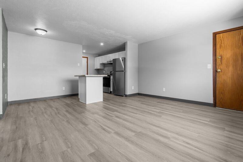 1550 Moraine Ter - Photo 5 of 19