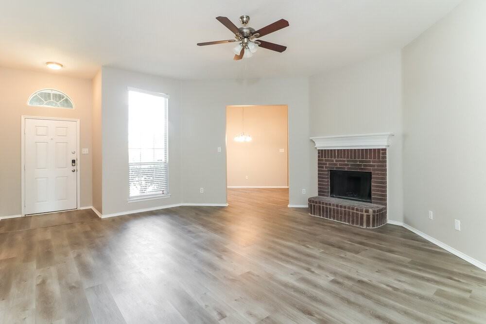 1206 Beacon Hill Dr - Photo 3 of 16