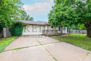 featured image of 2013 N Parkridge Ct