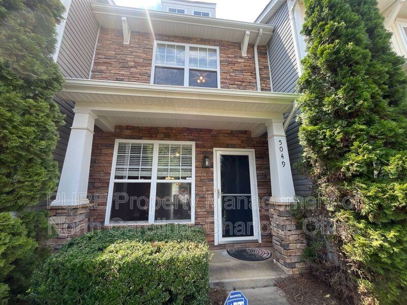 5049 Prosperity Ridge Road - Photo 5 of 20