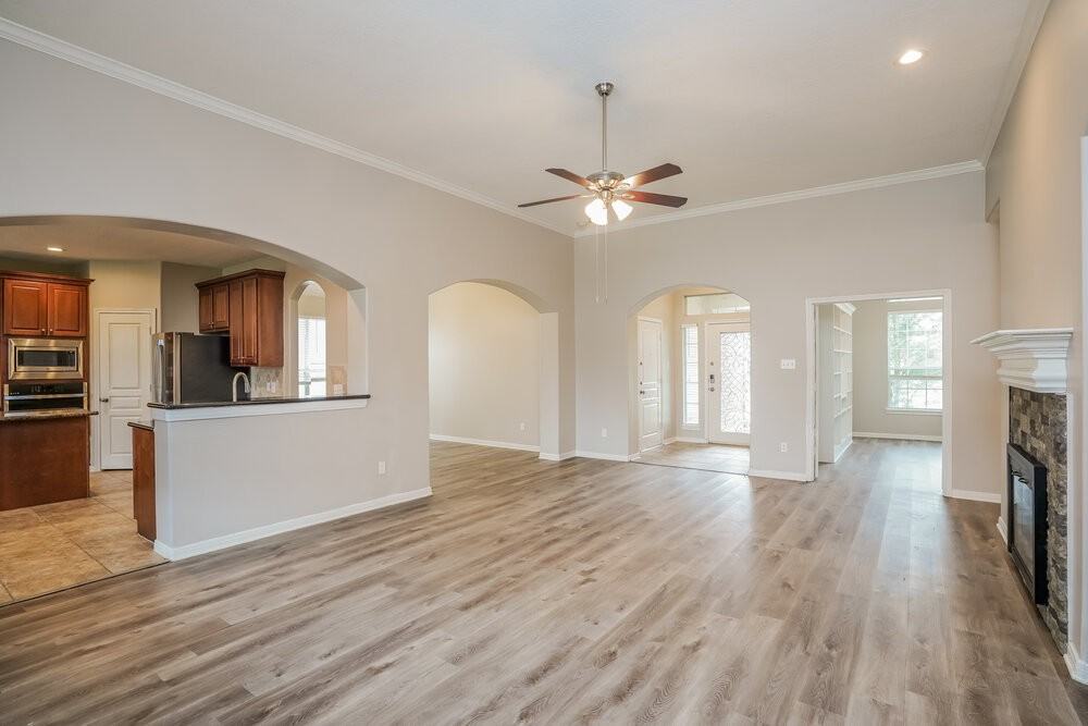2130 Pelican Landing Ct - Photo 5 of 16