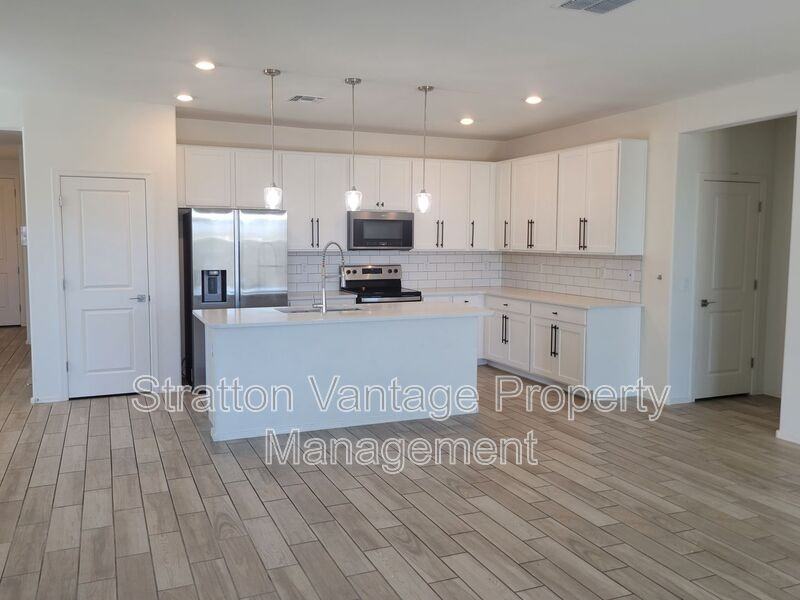 48171 N La Soledad - Photo 3 of 10