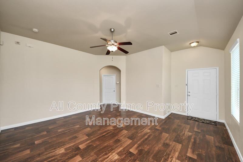 5234 Corbridge Glen Ct - Photo 3 of 20