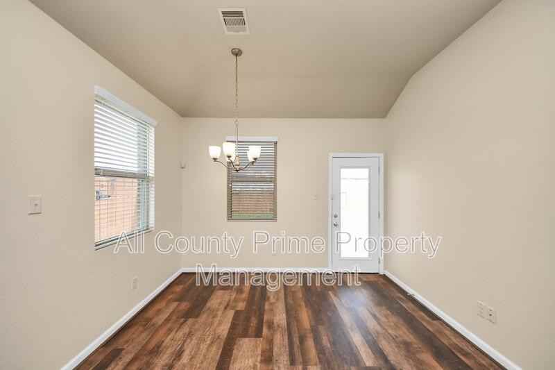5234 Corbridge Glen Ct - Photo 5 of 20