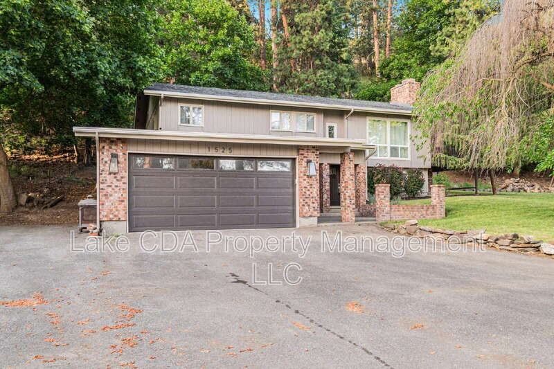 1525 E Woodland Dr - Photo 3 of 35