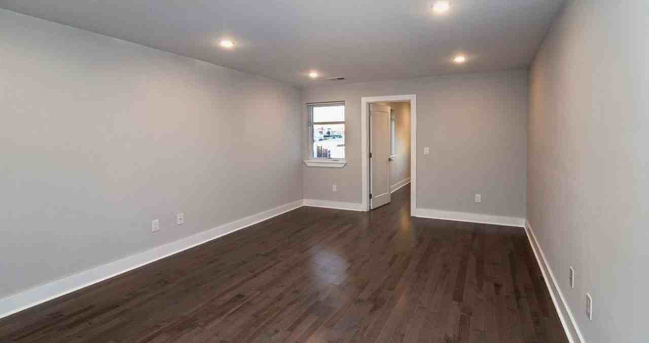 5334 Cedar Avenue - Photo 2 of 6