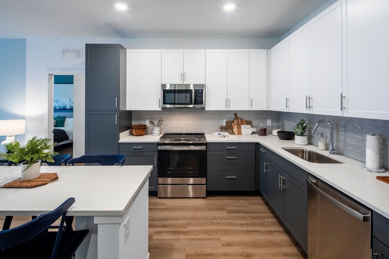 The Shores at Lake Howell - Photo 2 of 76