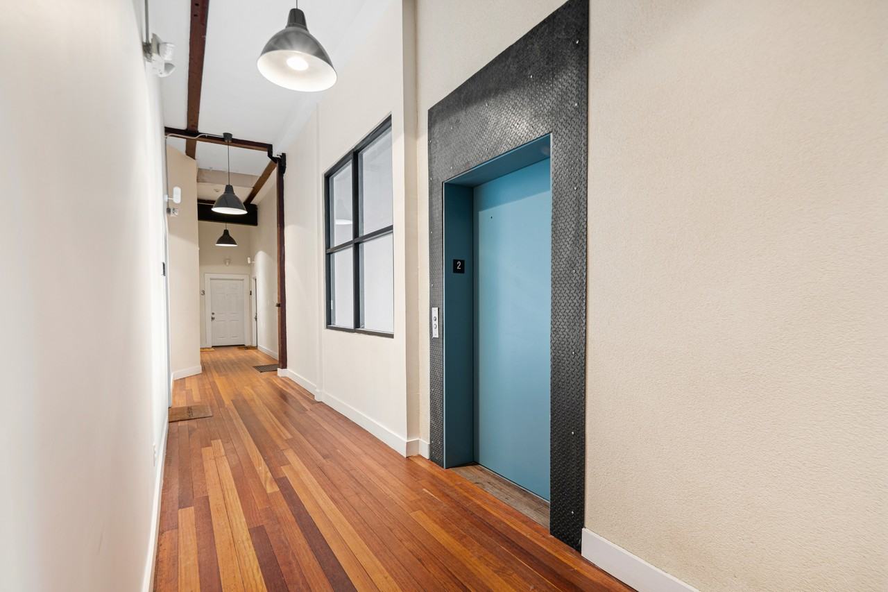 3421 Richmond Street - Photo 5 of 45