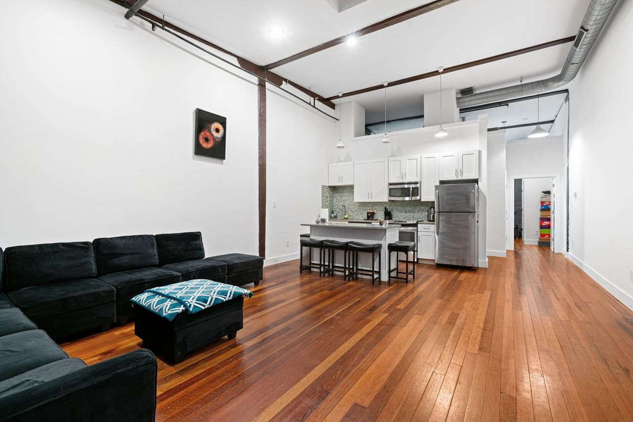 3421 Richmond Street - Photo 6 of 45