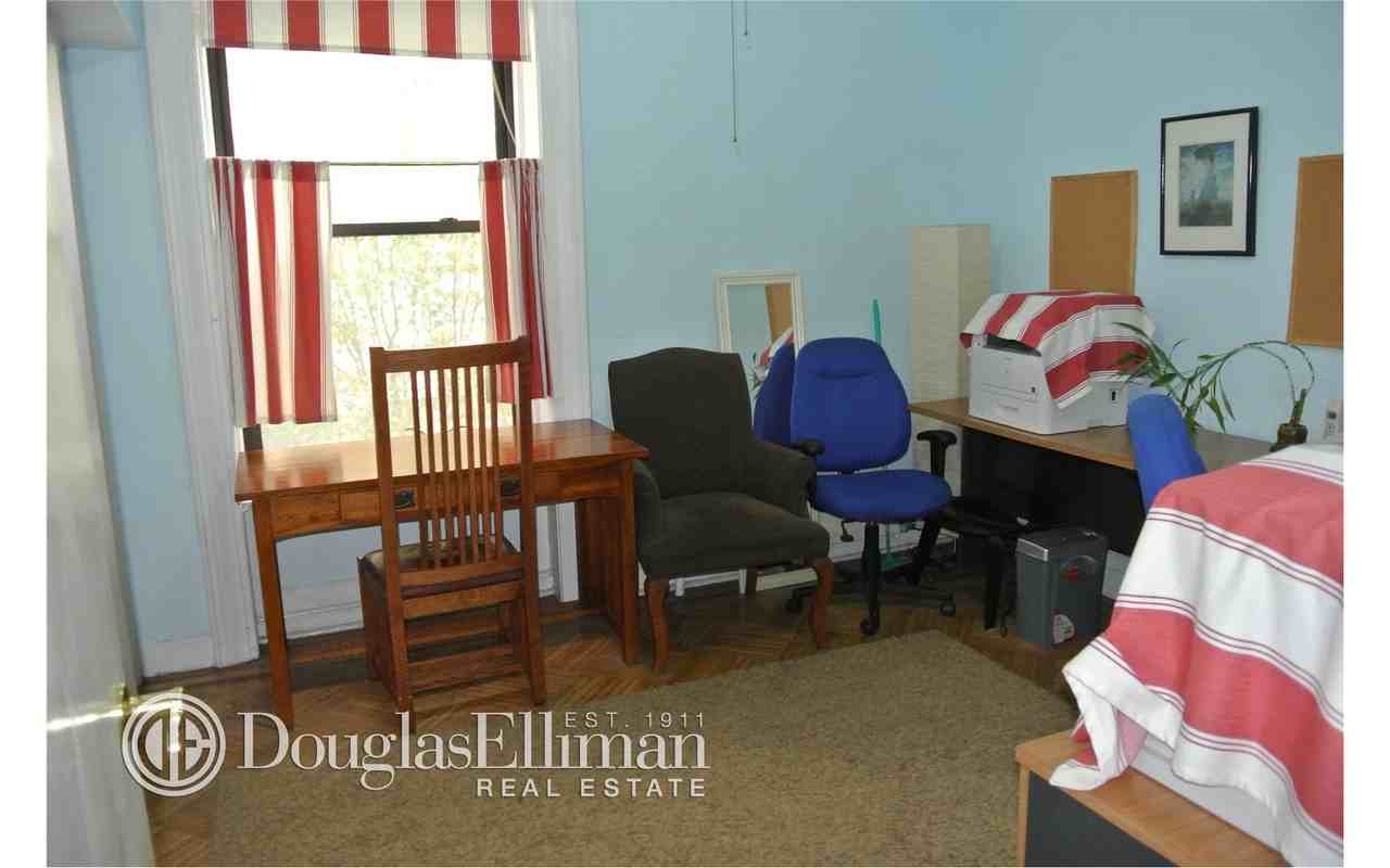 240 W 102nd St 22A - Photo 2 of 2