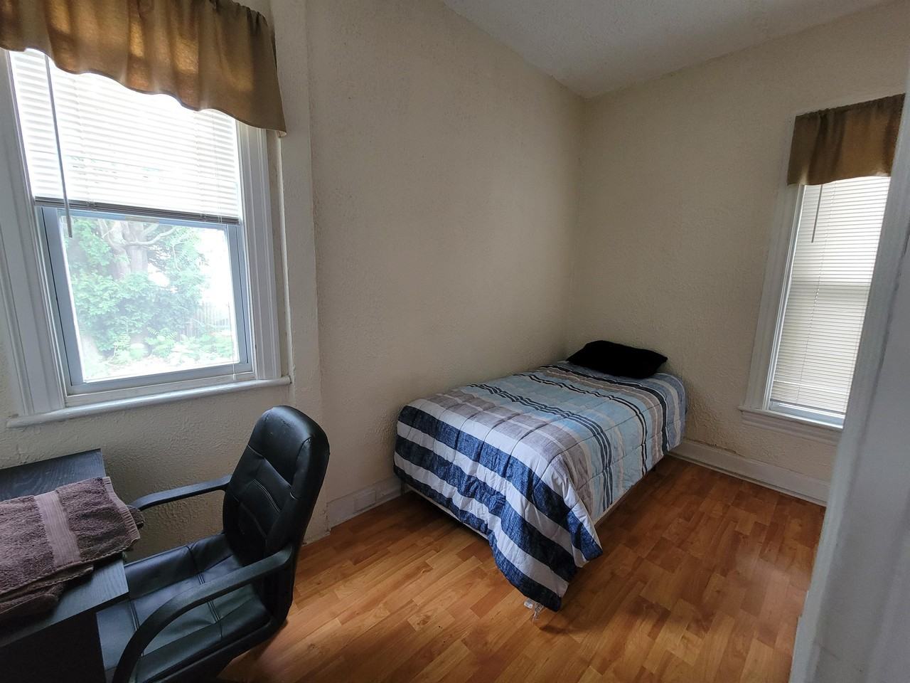 2165 14th Street - Photo 2 of 17