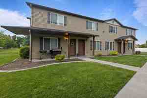 featured image of 593 Countryside Ave