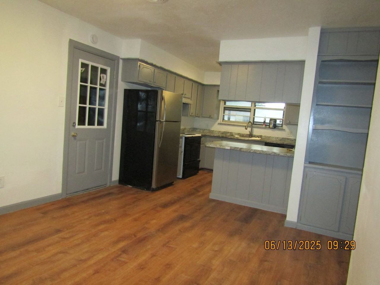 1329 Se Clover Ln - Photo 5 of 28