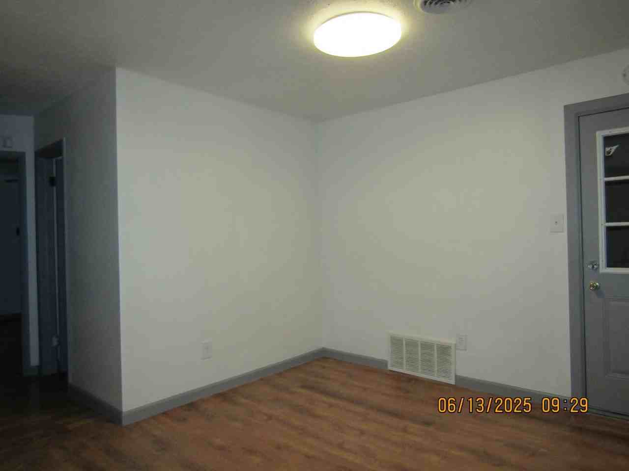 1329 Se Clover Ln - Photo 7 of 28