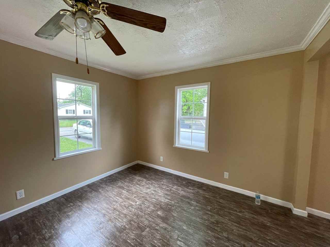 472 5th St E - Photo 2 of 9