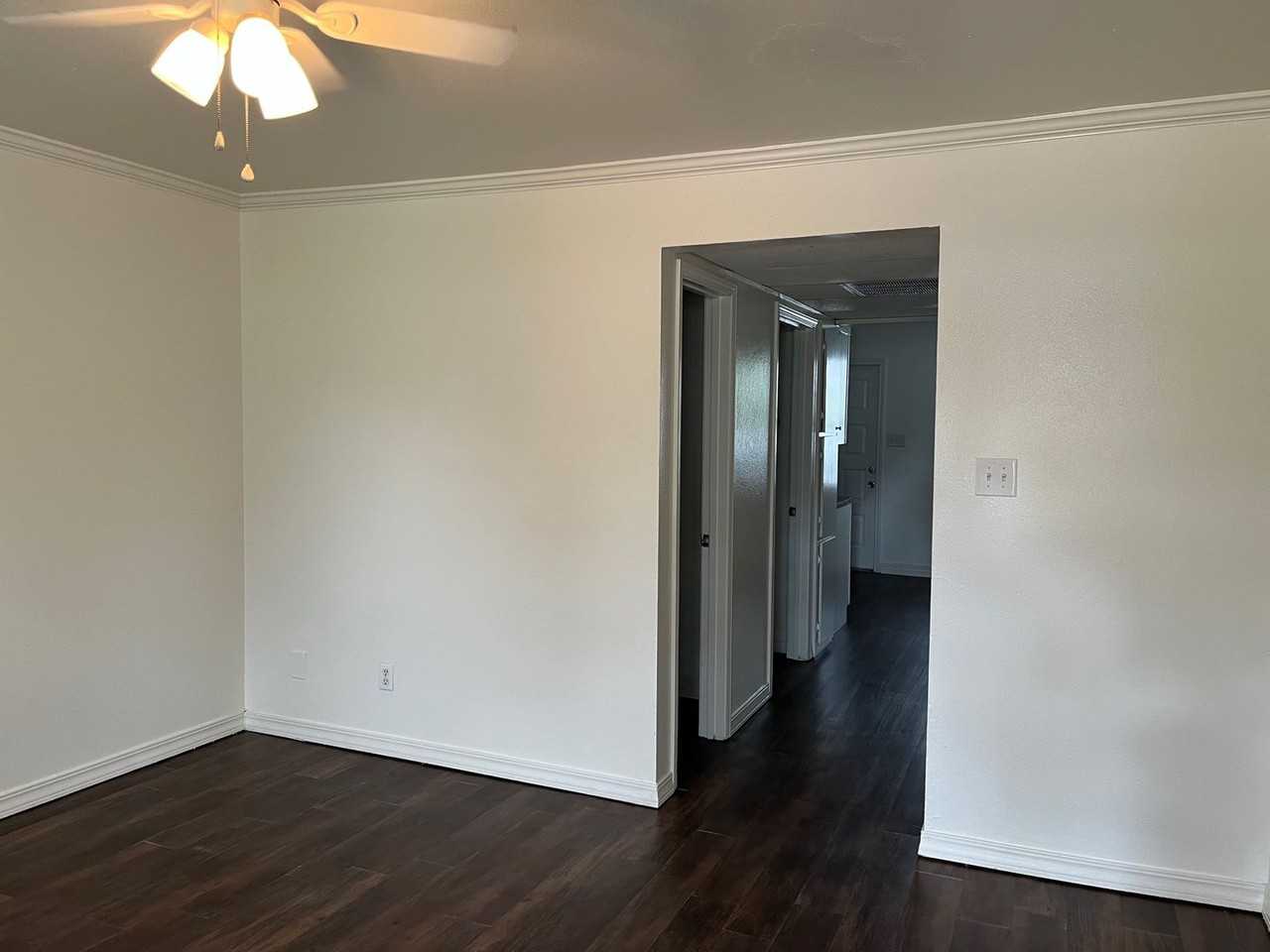 2138 Airline Dr #113 - Photo 2 of 9