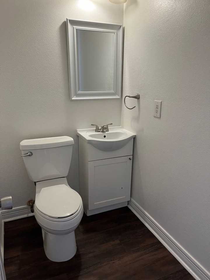 2138 Airline Dr #113 - Photo 3 of 9