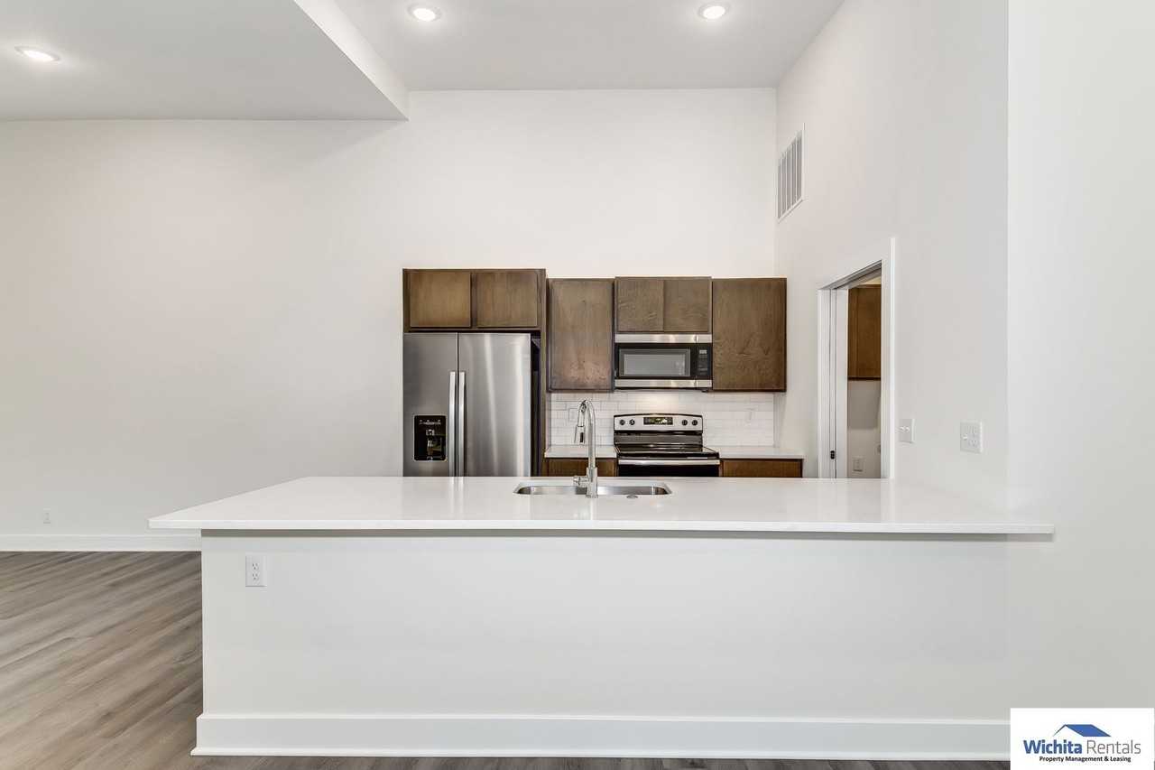 9903 E Annabelle Cir - Photo 6 of 13