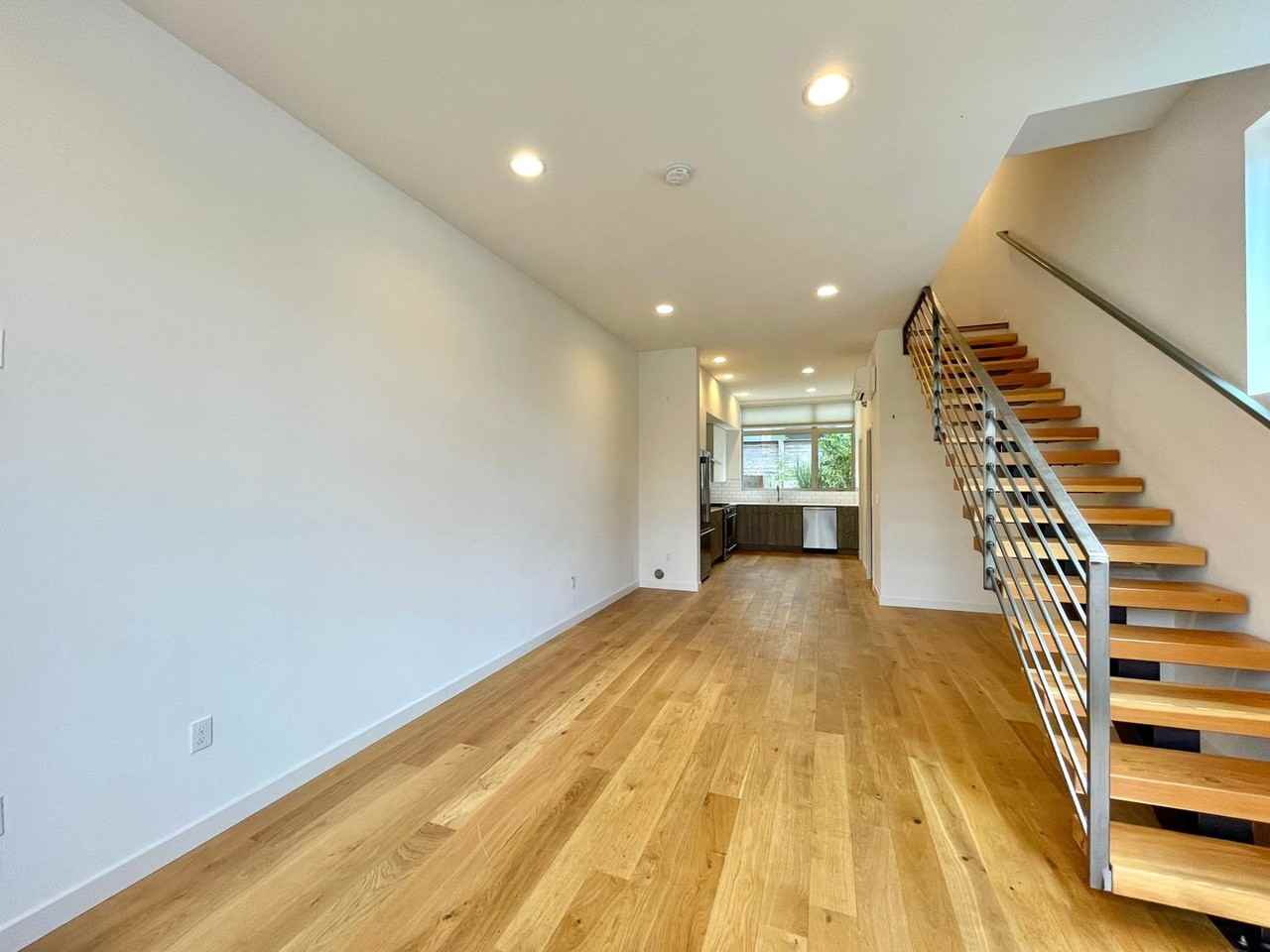 3043C 21st Ave W - Photo 3 of 22