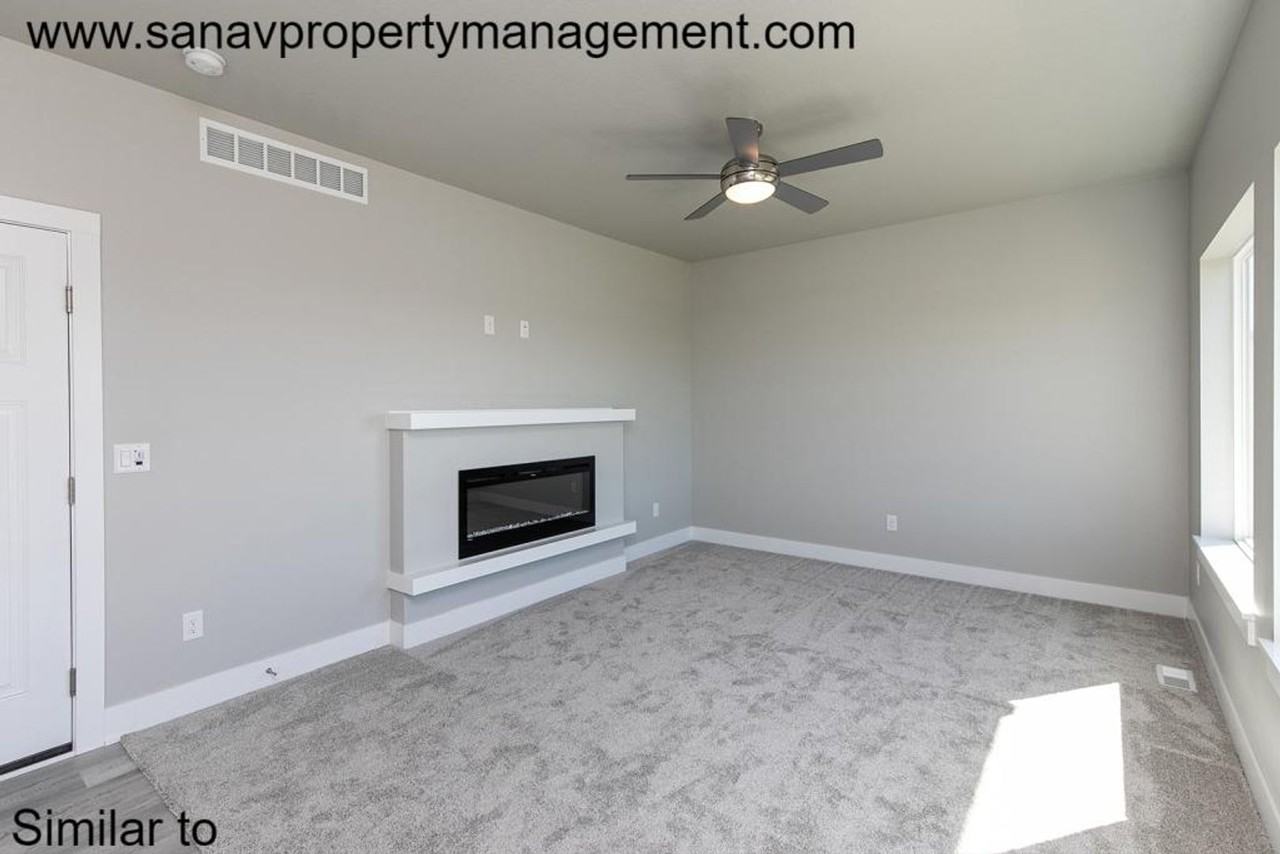 17124 Larkspur Ln - Photo 4 of 19