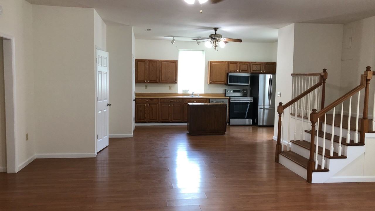 20310 Janeen Ln - Photo 3 of 6