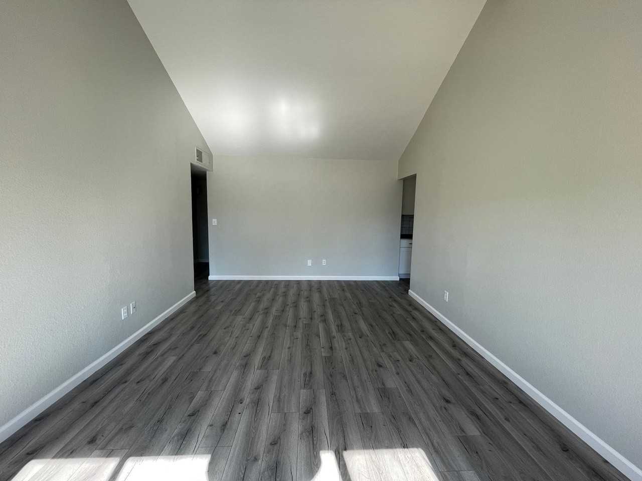 2013 Scotch Pine Dr - Photo 3 of 21