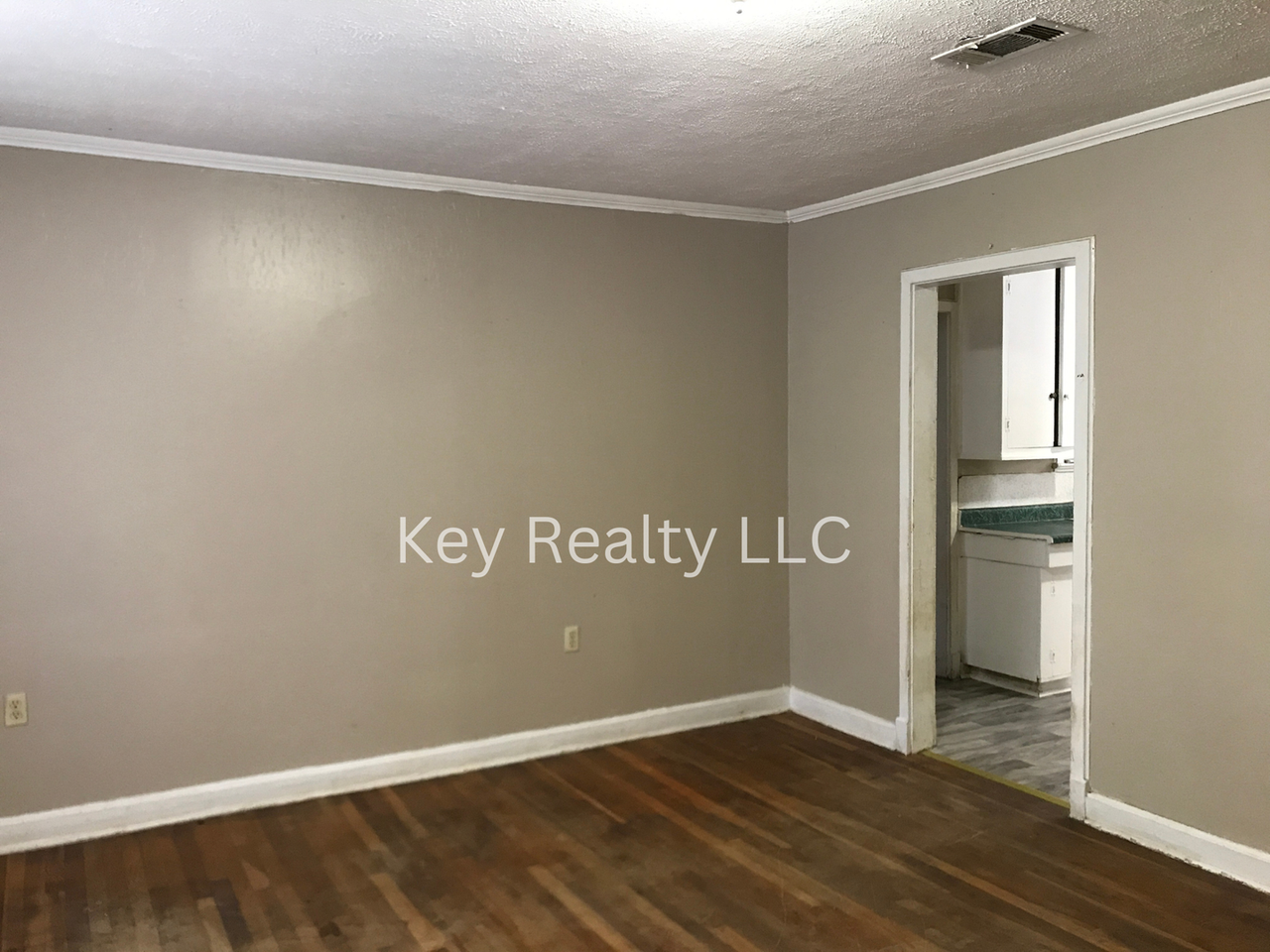 41 Westwood Blvd - Photo 2 of 9