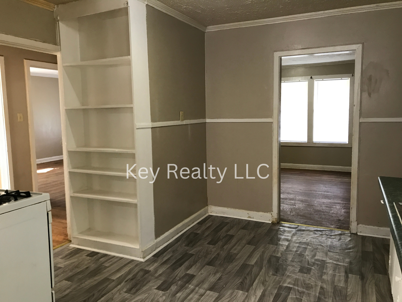 41 Westwood Blvd - Photo 5 of 9