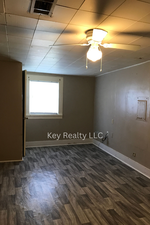 41 Westwood Blvd - Photo 7 of 9