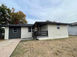 featured image of 4817 Nw Pollard Ave