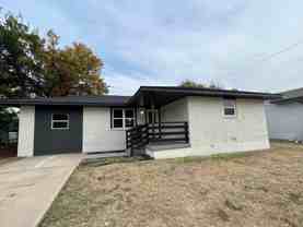 4817 Nw Pollard Ave - Photo 1 of 1