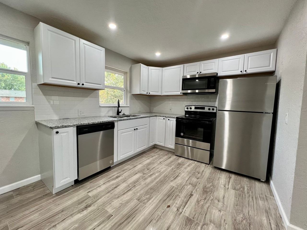 4817 Nw Pollard Ave - Photo 5 of 19