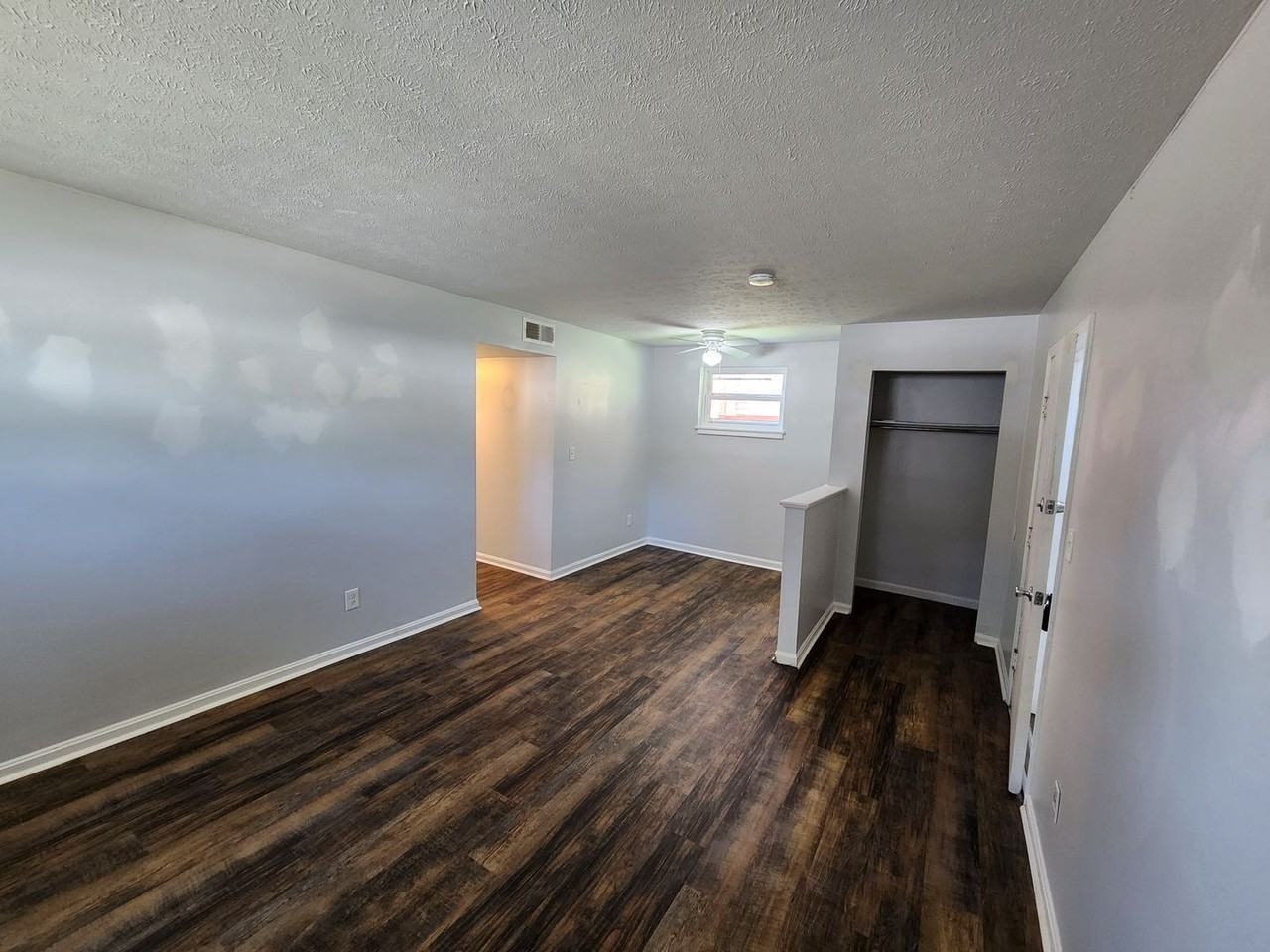 1300 Oakwood Ave #1 - Photo 2 of 13