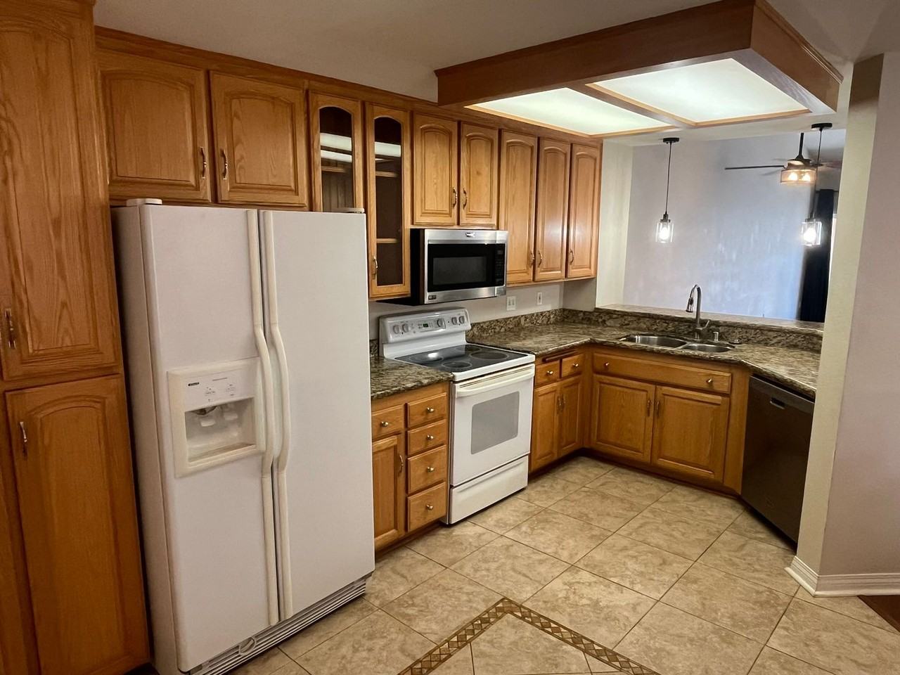 13891 Pinkard Way - Photo 2 of 18