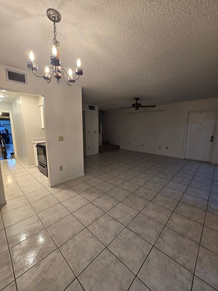 6309 Bentbranch Ct - Photo 6 of 23