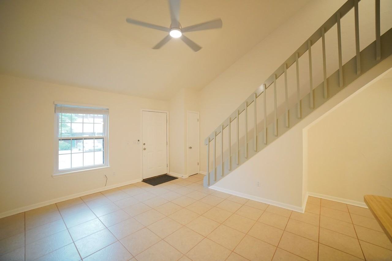 1240 High Rd - Photo 3 of 20