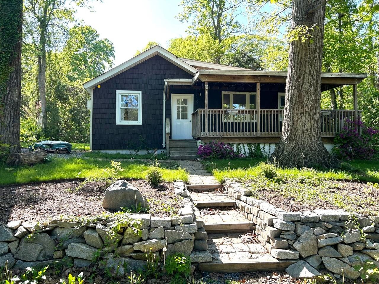 95 Hillair Rd - Photo 2 of 30