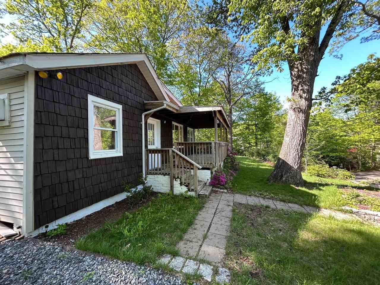 95 Hillair Rd - Photo 3 of 30