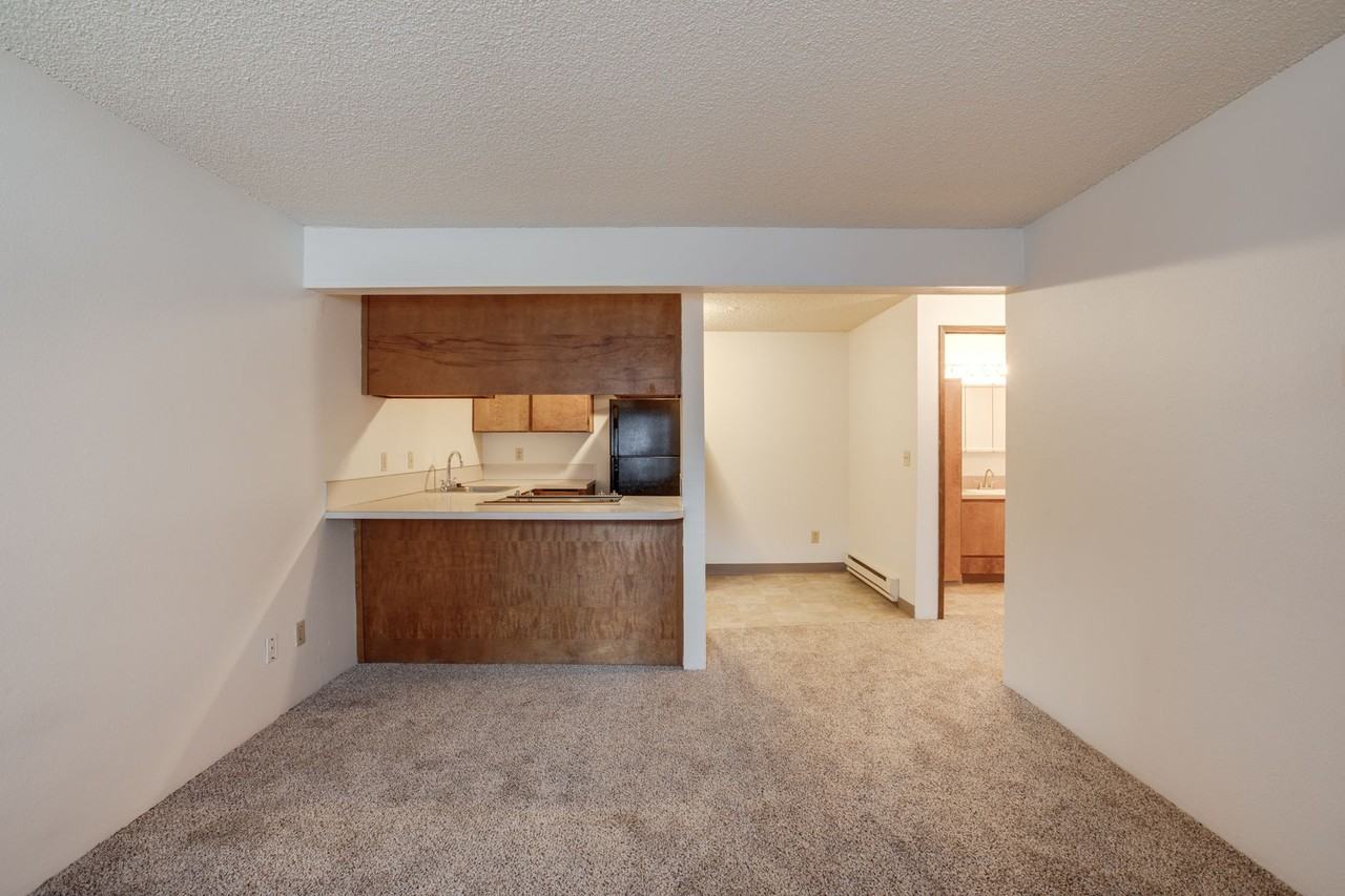 Bagley Estates - Photo 3 of 35