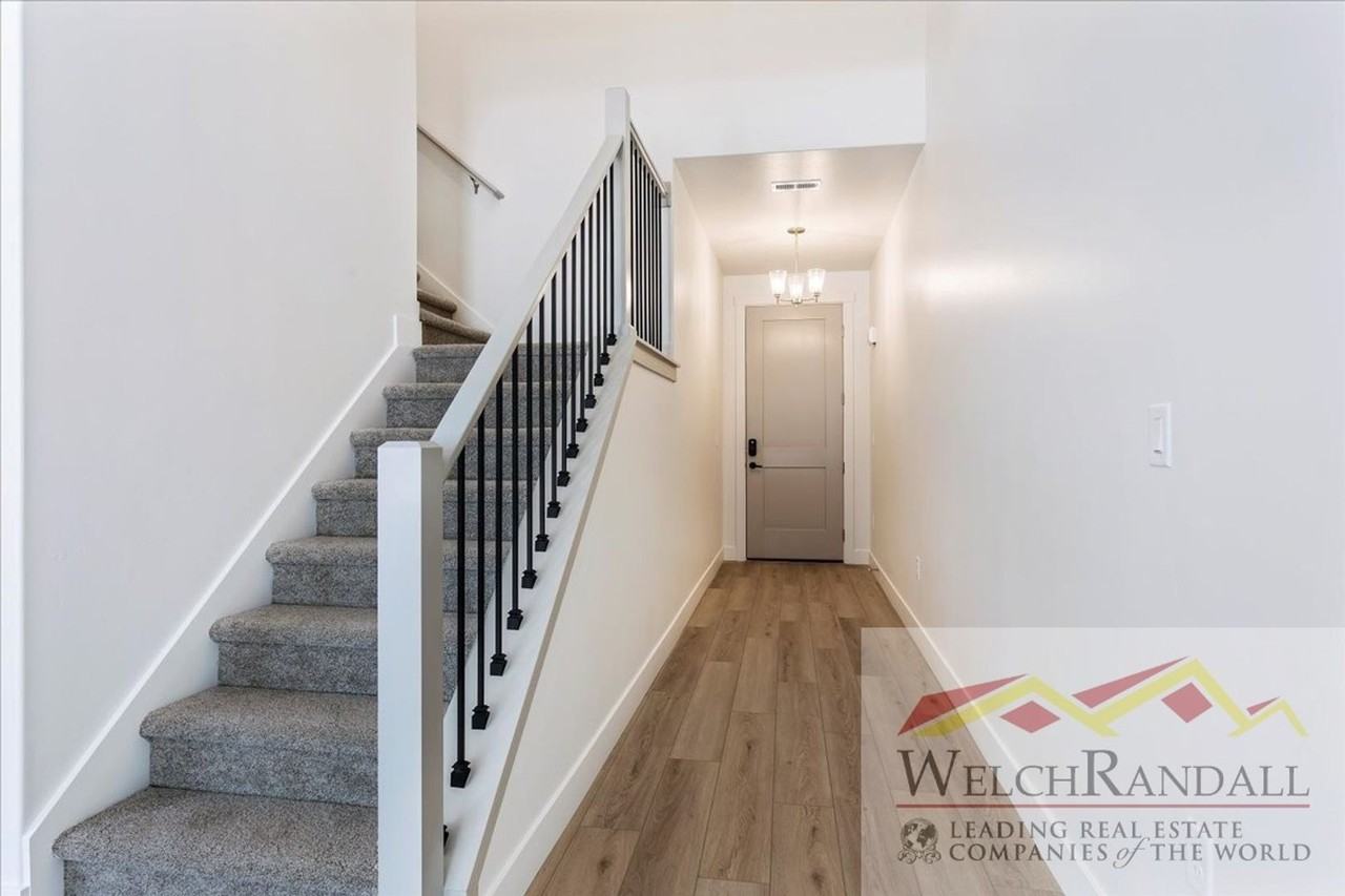 3660 S 4600 W - Photo 3 of 36