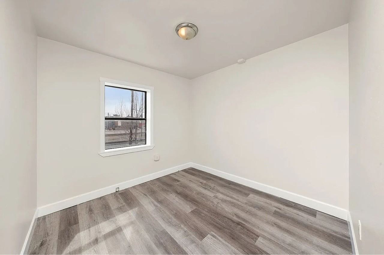 112 Pacific St - Photo 3 of 9