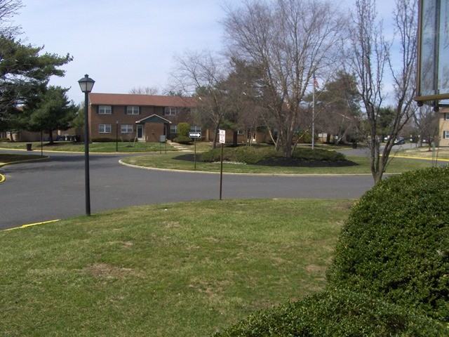 60 Eaves Mill Rd - Photo 3 of 13