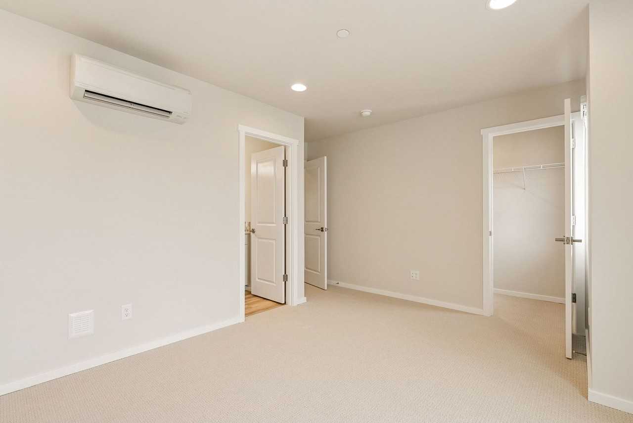 3702 W Mukilteo Blvd #D - Photo 3 of 34