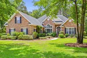 featured image of 747 Channing Dr