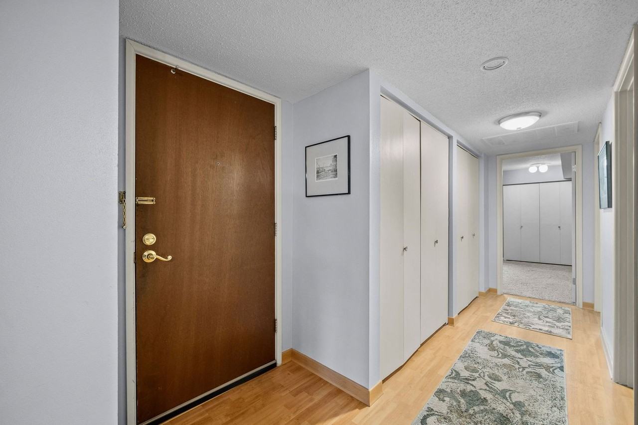 4902 University Ave #325 - Photo 3 of 21
