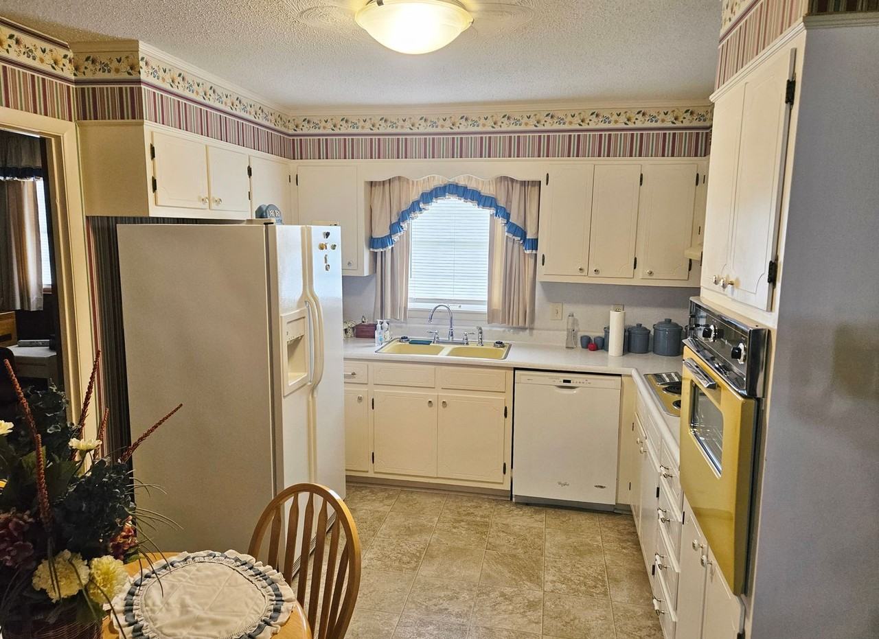 725 County Road 606 - Photo 5 of 10