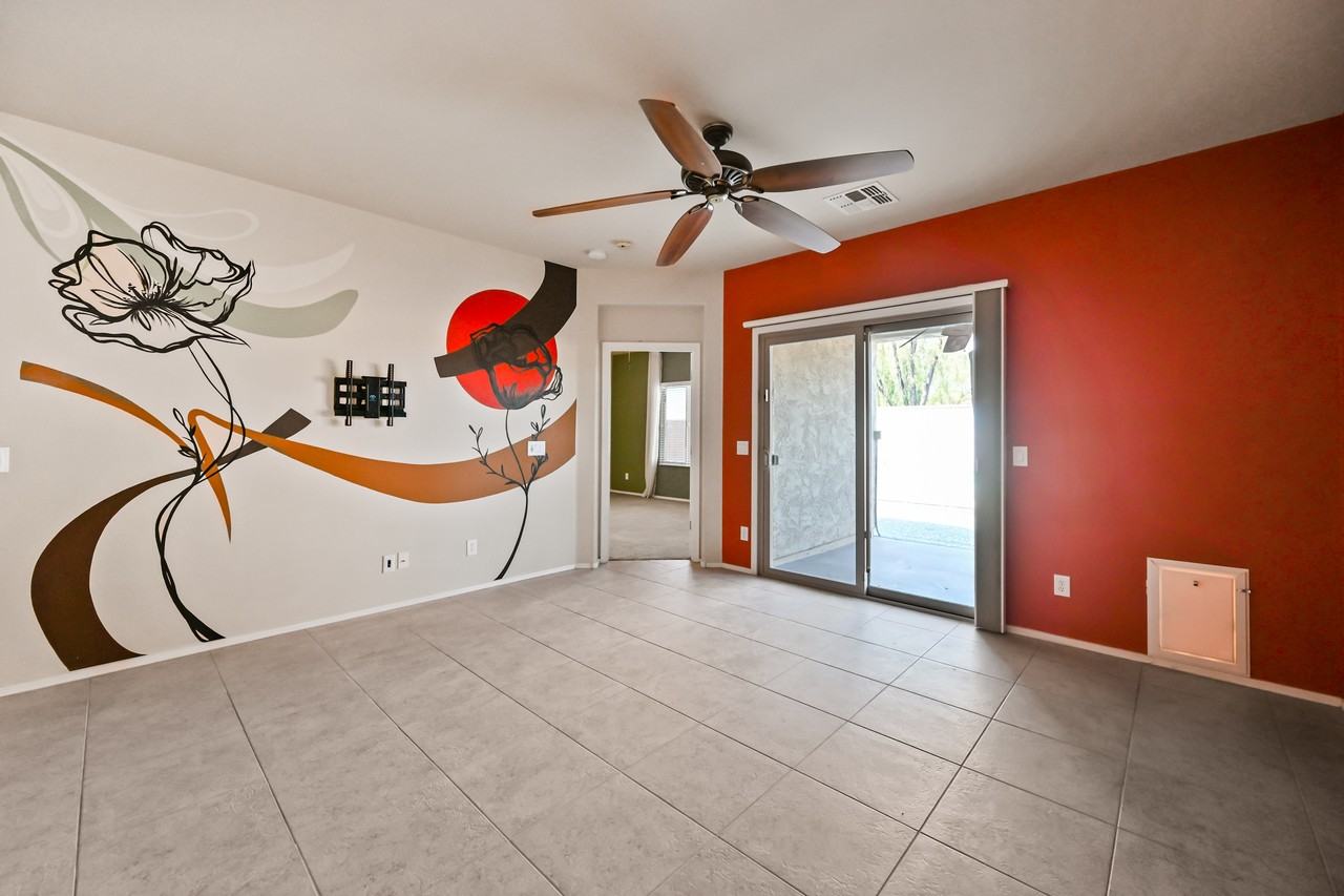 26182 West Tonto Lane - Photo 5 of 27